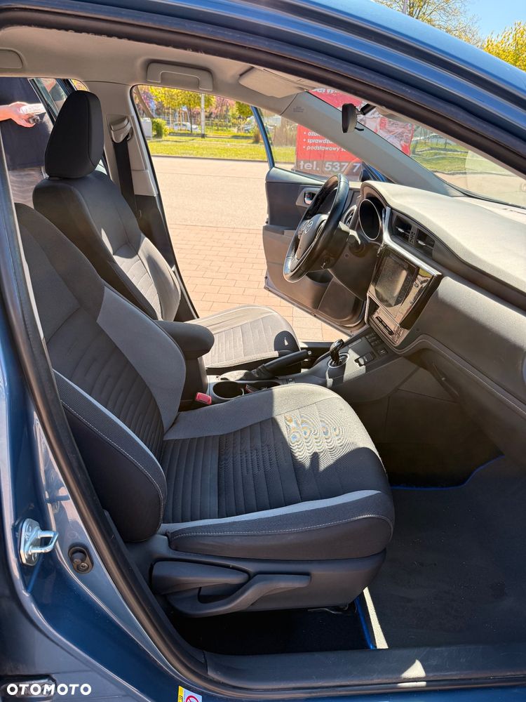 Toyota Auris - 6