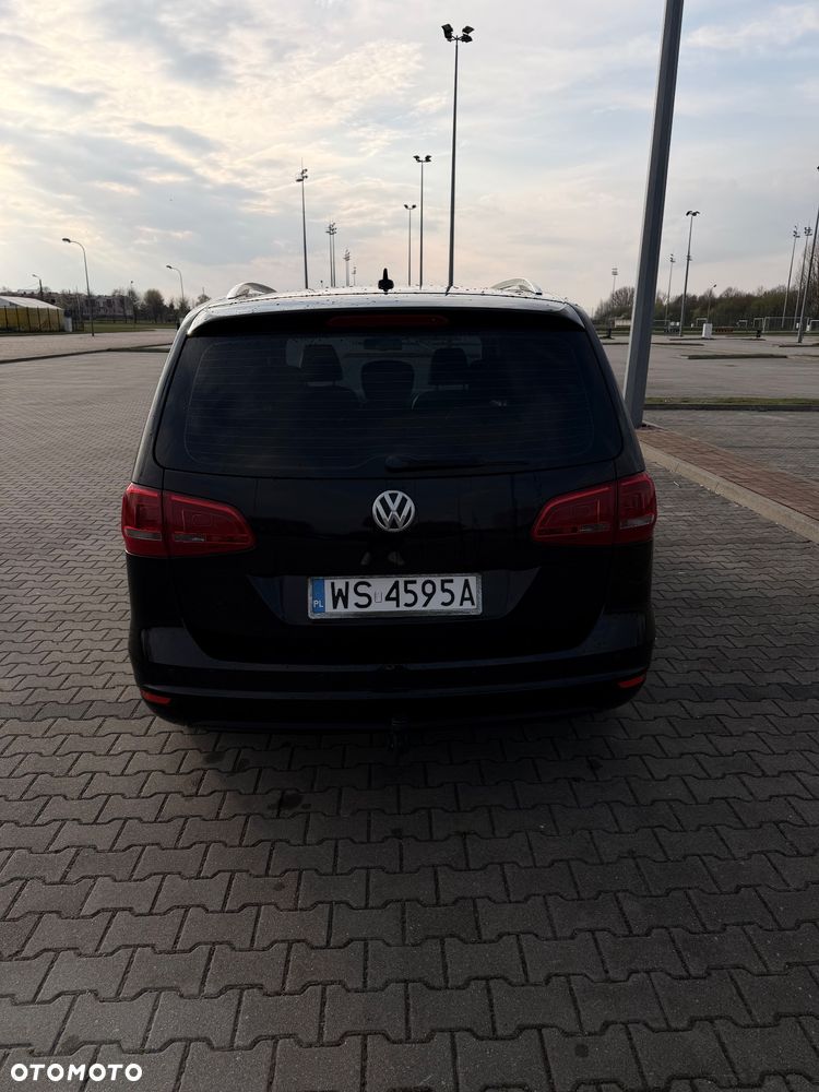 Volkswagen Sharan 2.0 TDI Comfortline DSG - 9