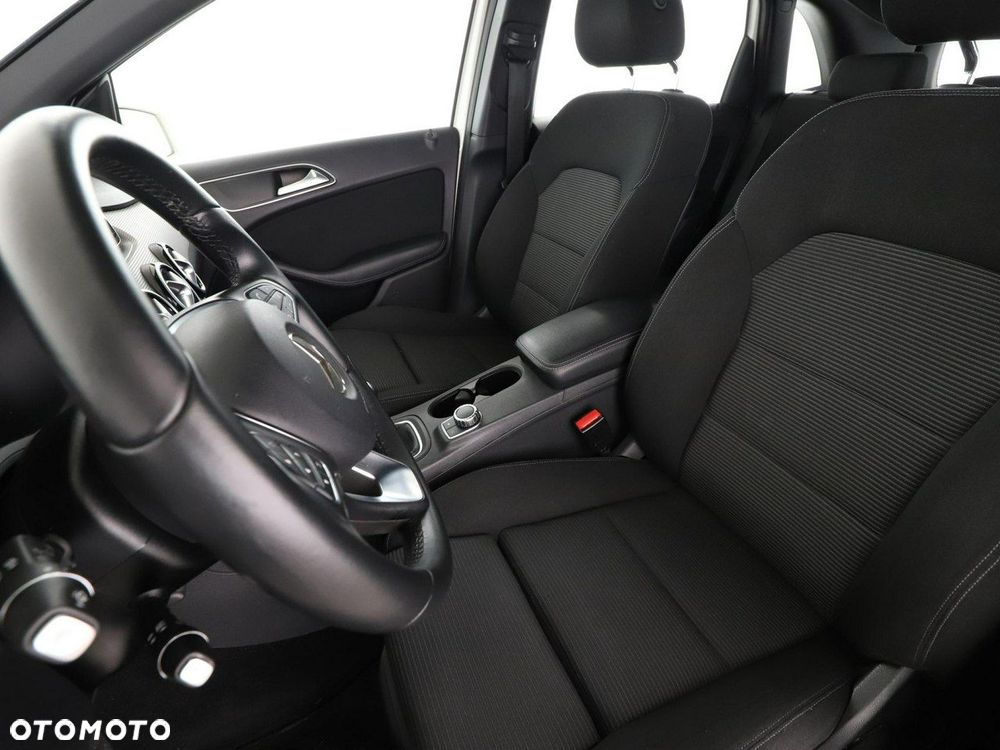 Mercedes-Benz Klasa B 180 CDI - 14