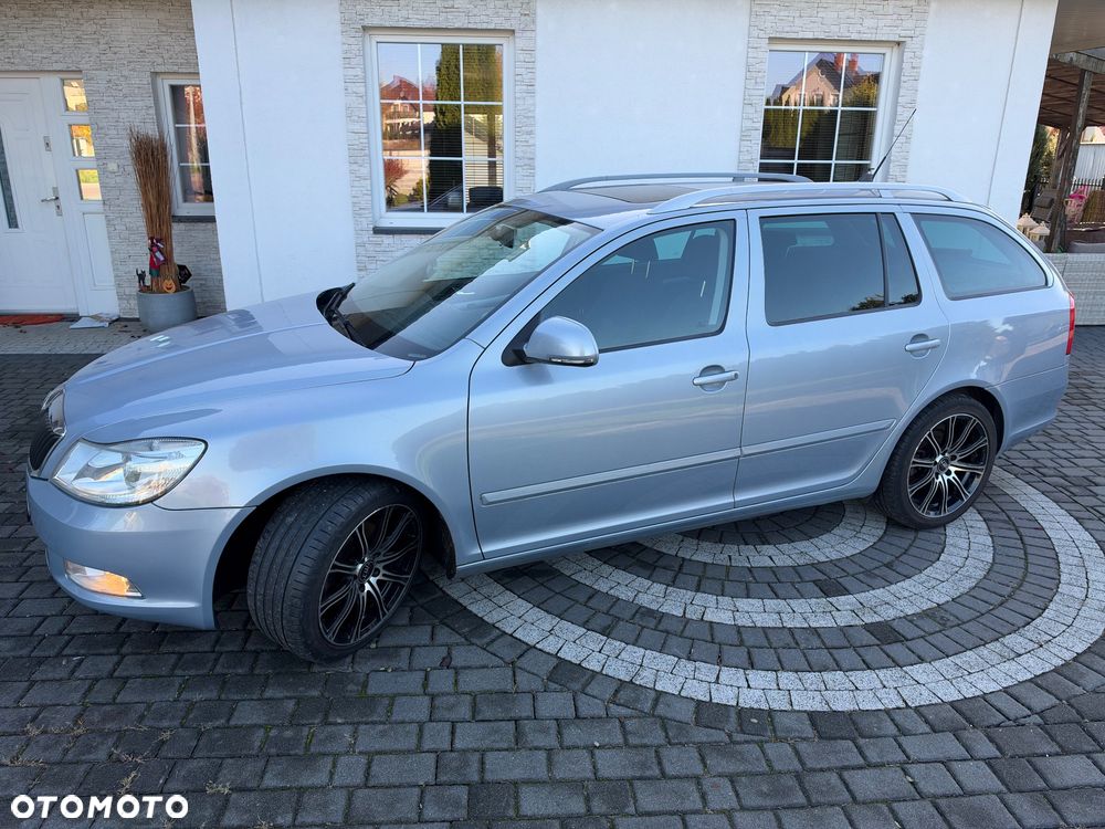 Skoda Octavia 1.8 TSI IMPULS EDITION - 6