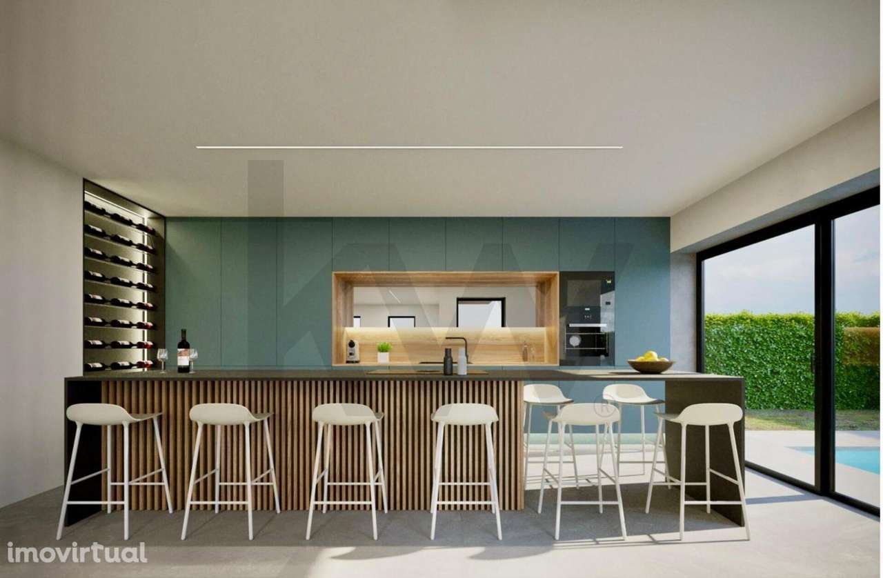 PARA VENDA: Moradia Unifamiliar V4, edificada num lote de terreno com - Grande imagem: 5/19