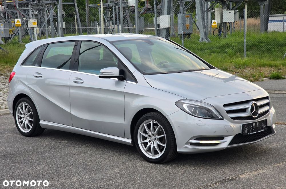 Mercedes-Benz Klasa B 180 BlueEFFICIENCY Edition Style - 3