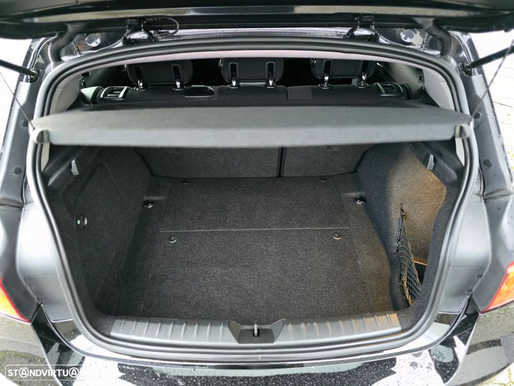 BMW 116 d Line Sport - 29