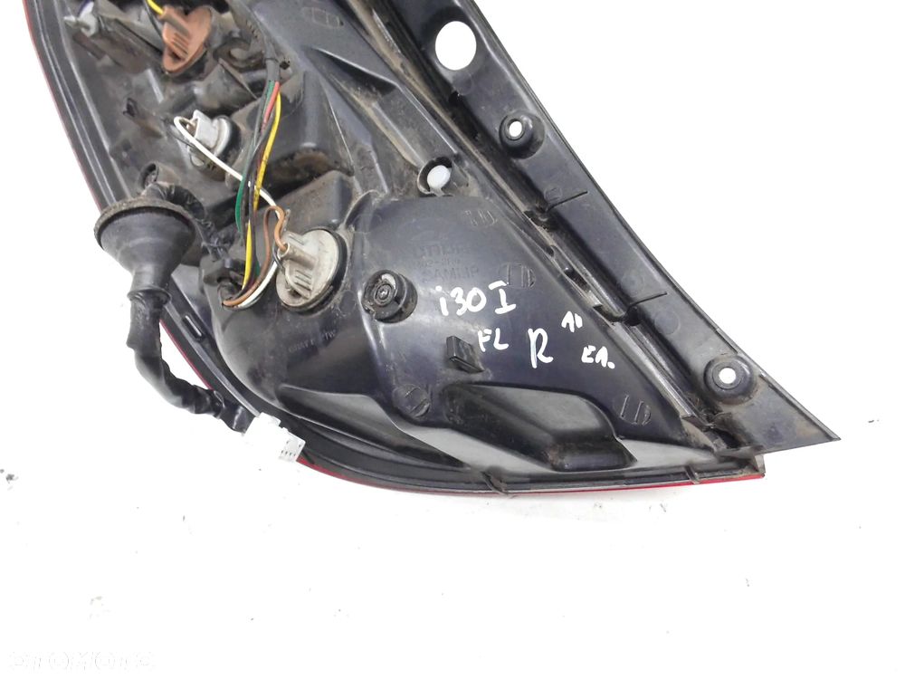 LAMPA 92402-2R0 HYUNDAI I30 I LIFT HATCHBACK PRAWA TYLNA ORYGINAŁ EUROPA - 7