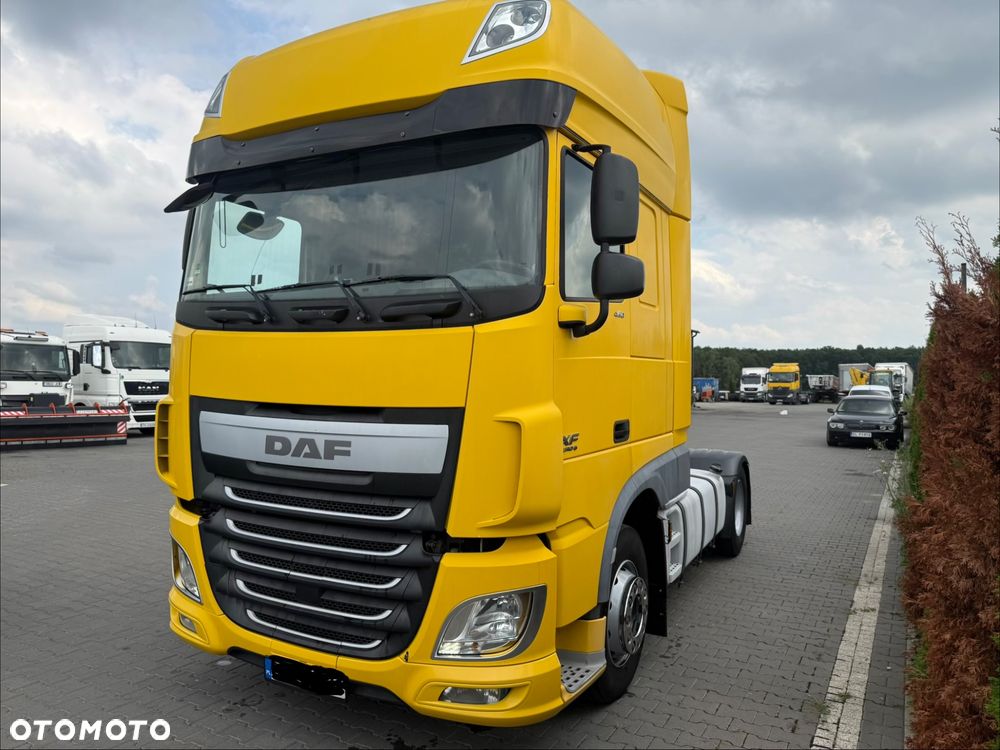 DAF 460 - 1