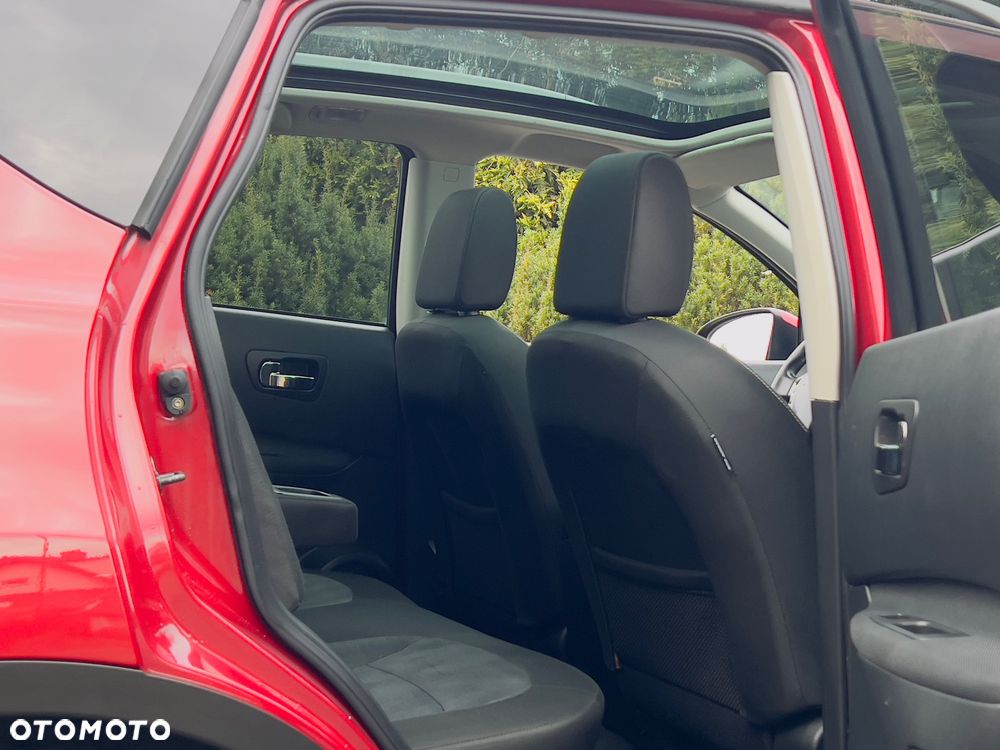 Nissan Qashqai 2.0 dCi DPF tekna - 18