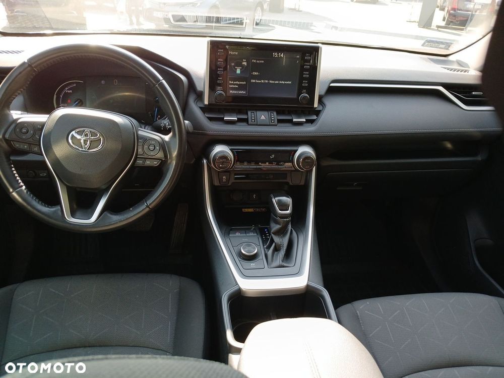 Toyota RAV4 - 11