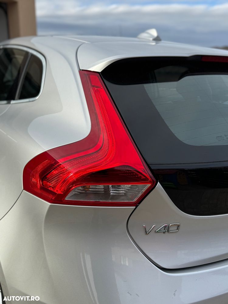 Volvo V40 D2 Ocean Race - 13