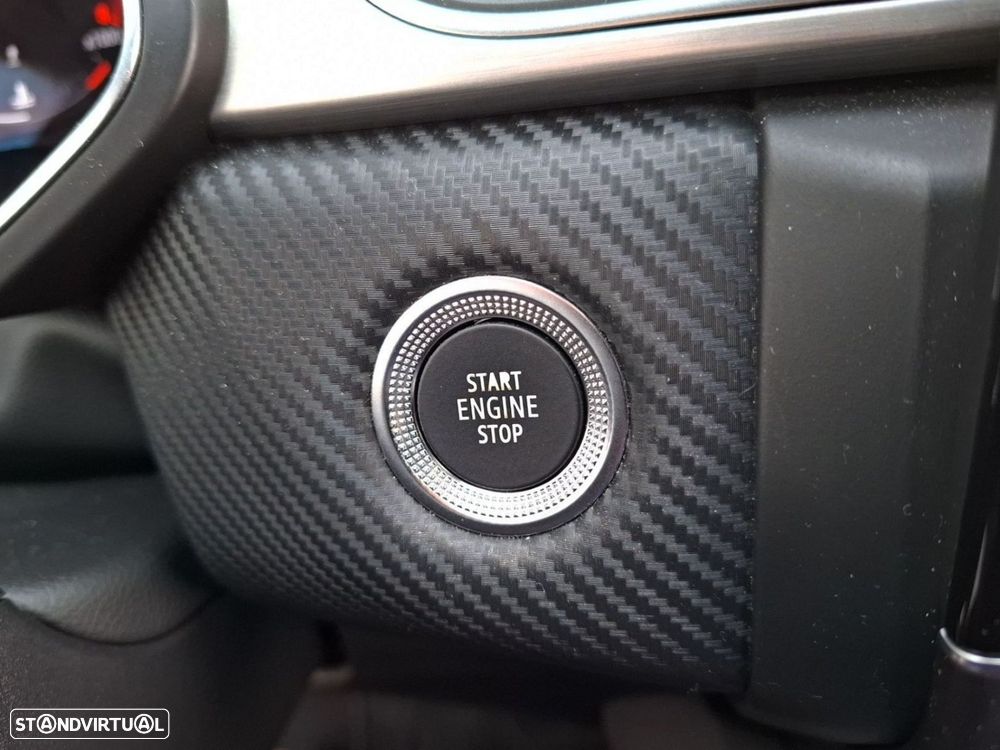 Renault Captur 1.0 TCe RS Line — fotografia 18