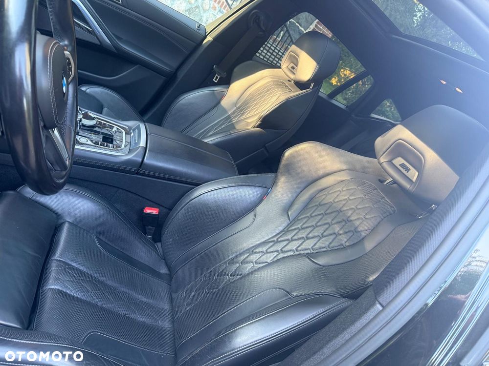 BMW X6 xDrive40d mHEV - 24