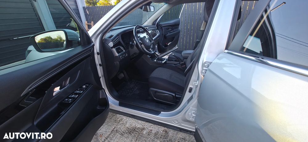 SsangYong Korando - 11