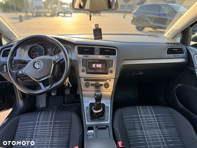 Volkswagen Golf - 4