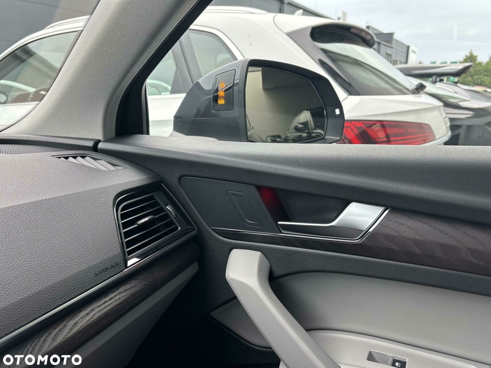 Audi Q5 Sportback - 24