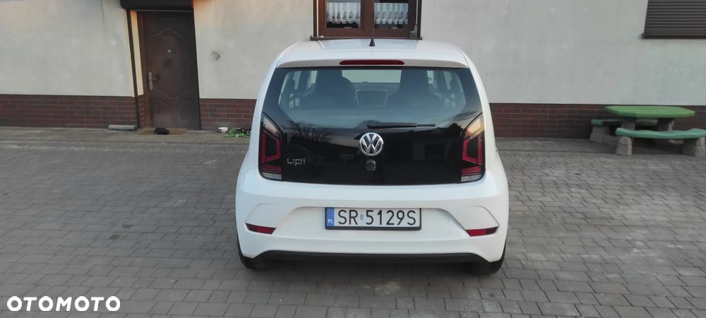 Volkswagen up! beats - 5