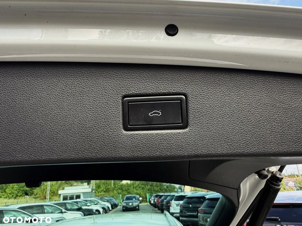 Volkswagen Tiguan 1.4 TSI BlueMotion Technology Exclusive - 11