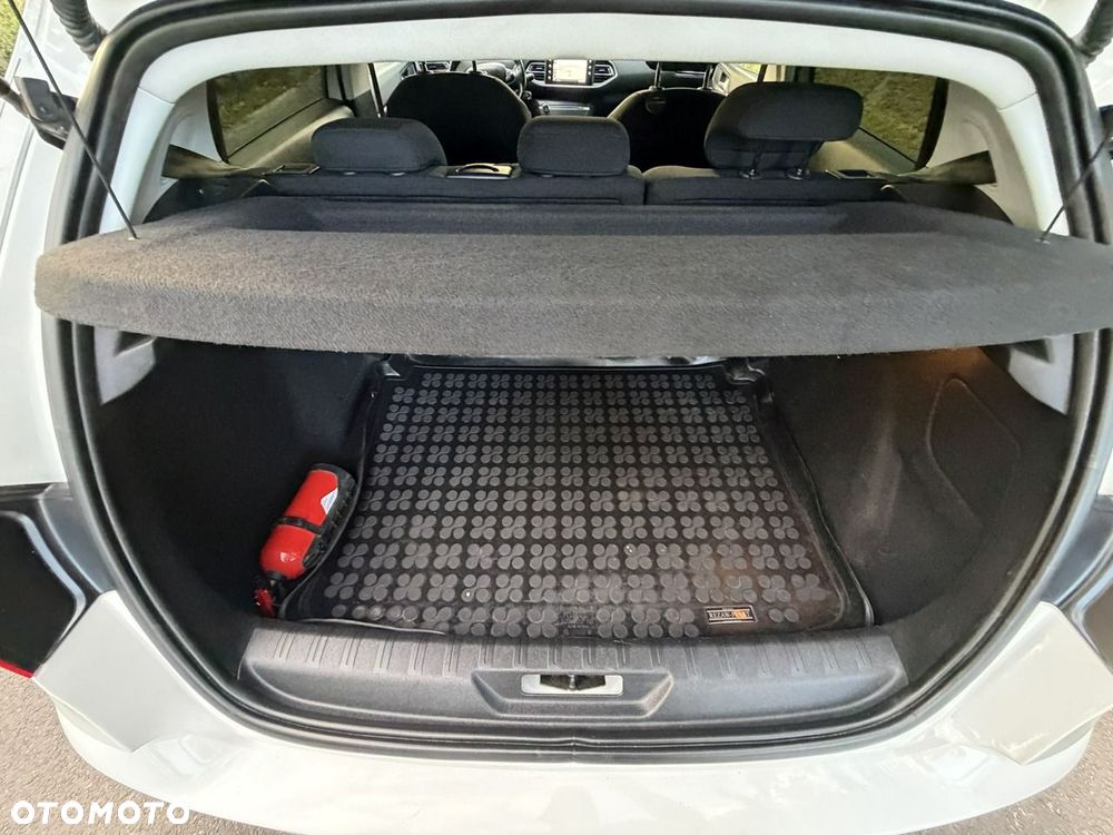 Peugeot 308 - 24