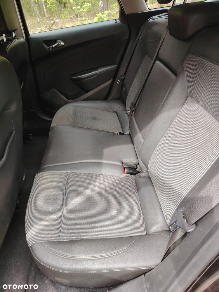 Opel Astra 1.6 Cosmo - 7