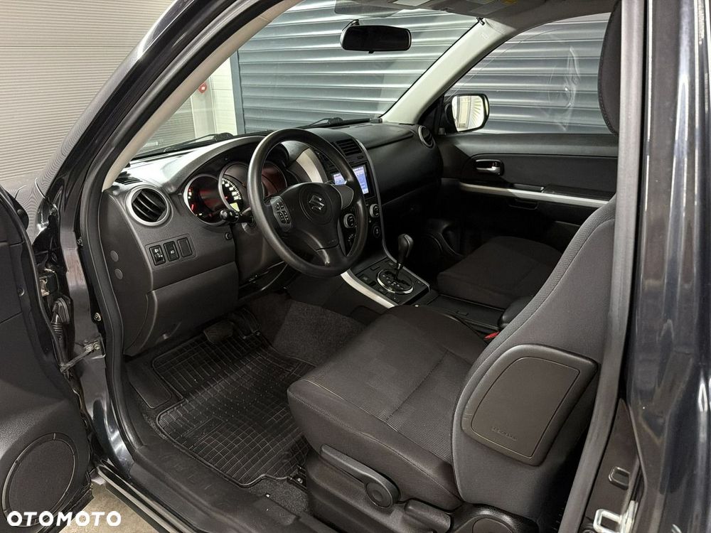 Suzuki Grand Vitara - 13