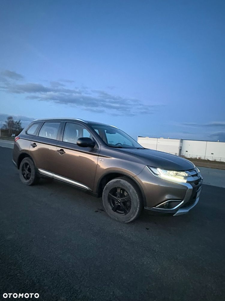Mitsubishi Outlander 2.0 City Style 2WD - 5