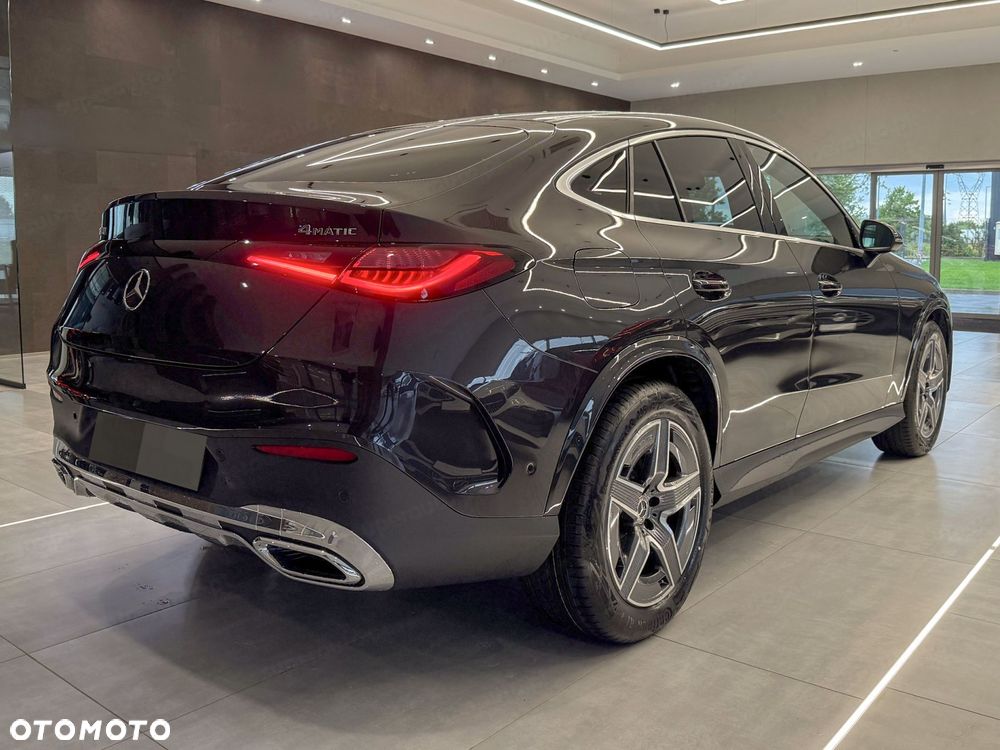 Mercedes-Benz GLC - 9