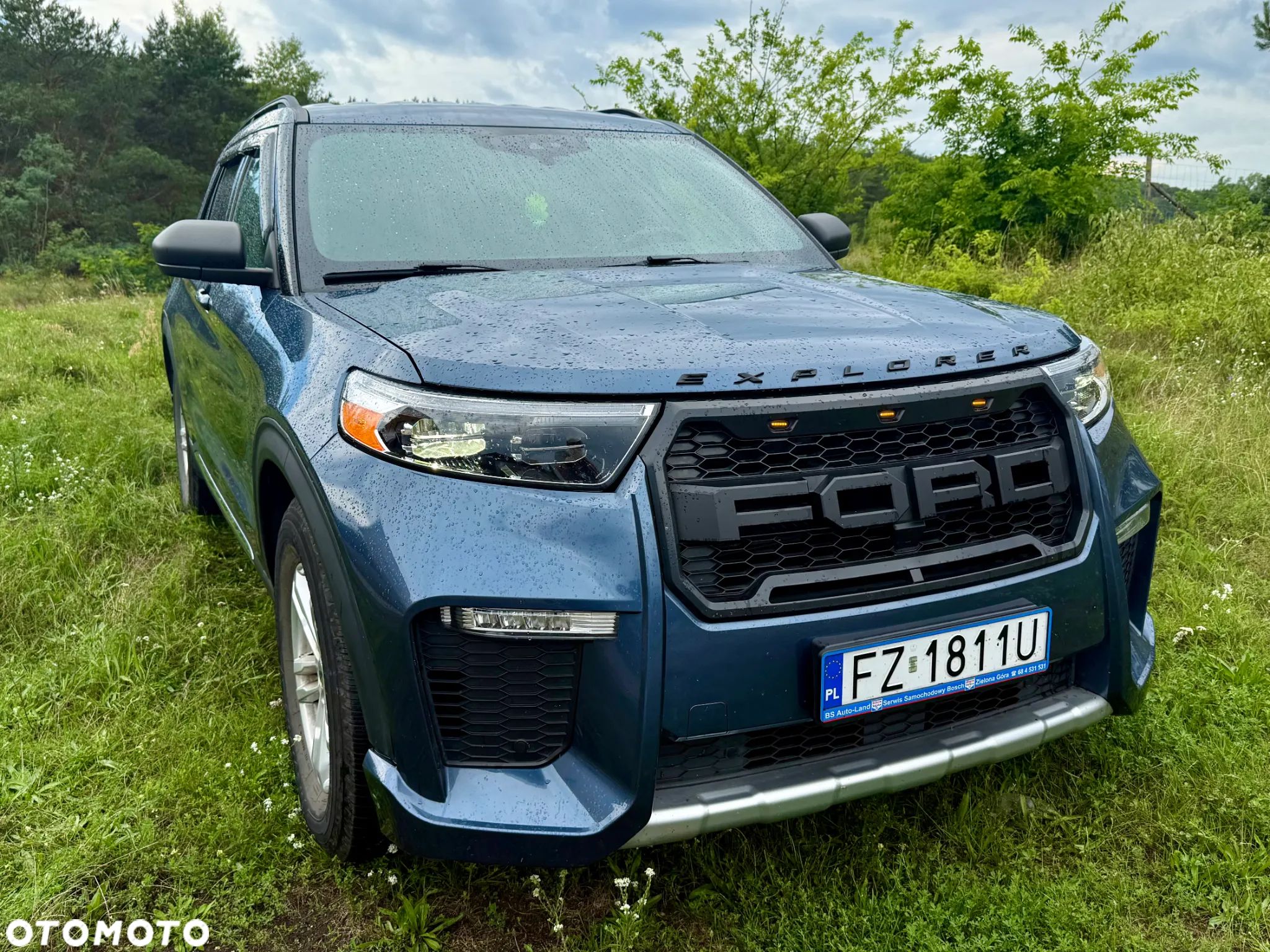 Ford Explorer - 1