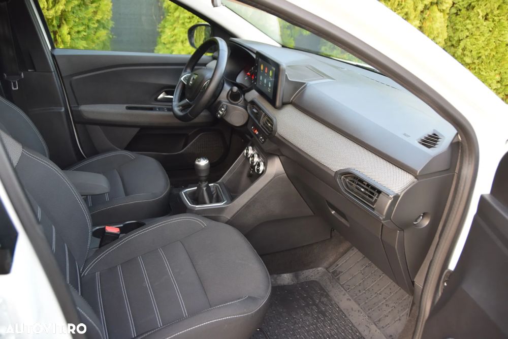 Dacia Logan TCe 90 MT6 Comfort - 16