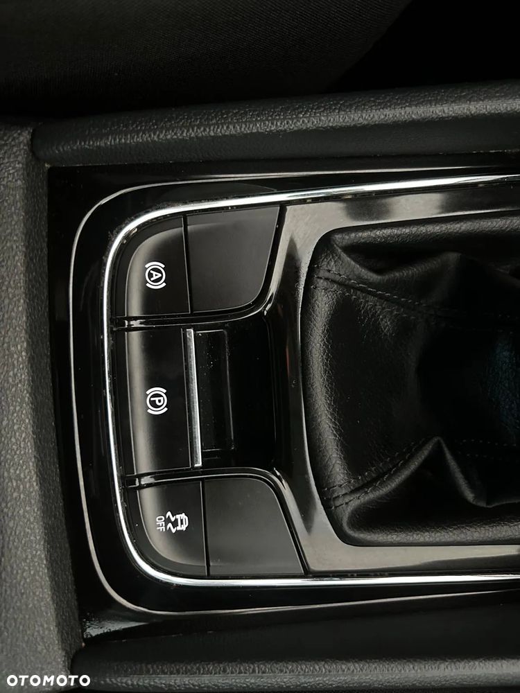 Skoda Karoq 1.0 TSI ACT Tour - 32