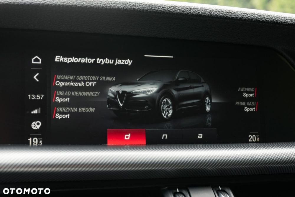 Alfa Romeo Stelvio 2.0 Turbo Veloce Q4 - 21