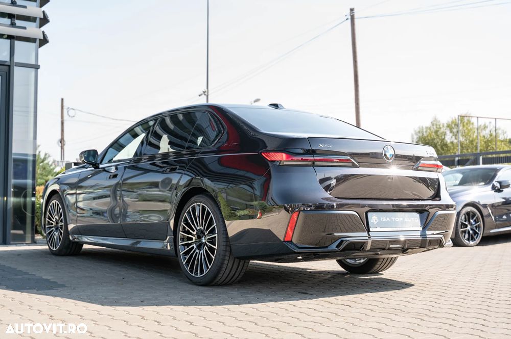 BMW Seria 7 - 12