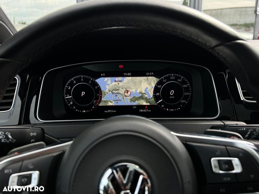 Volkswagen Golf - 20