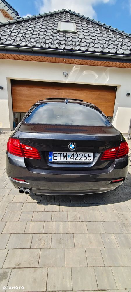 BMW Seria 5 520d Luxury Line - 11