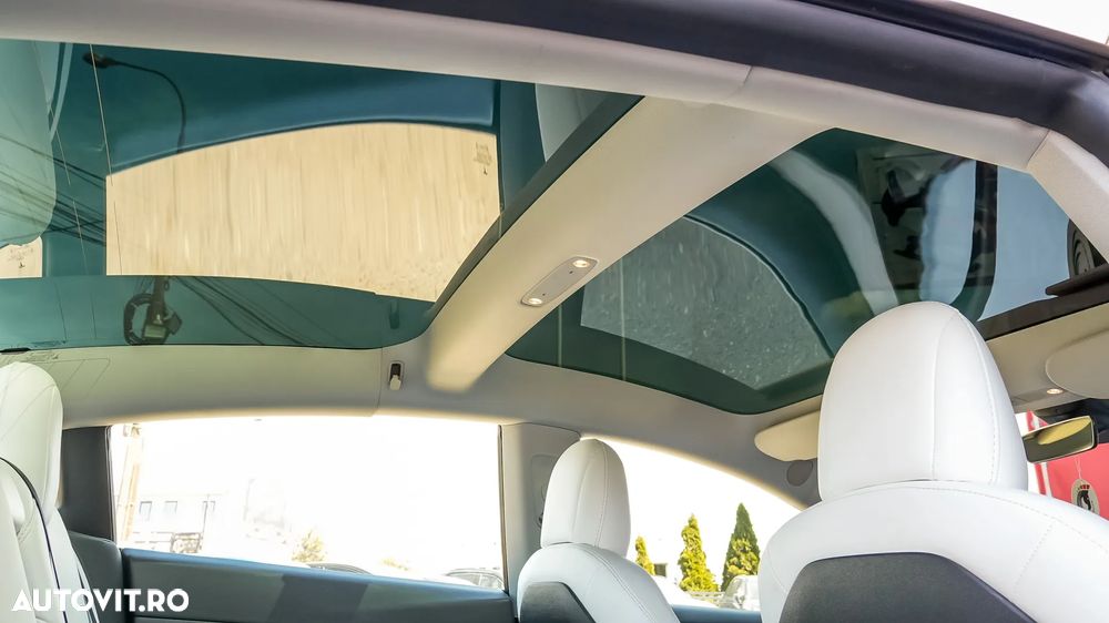 Tesla Model 3 Langstreckenbatterie Allradantrieb Dual Motor - 32