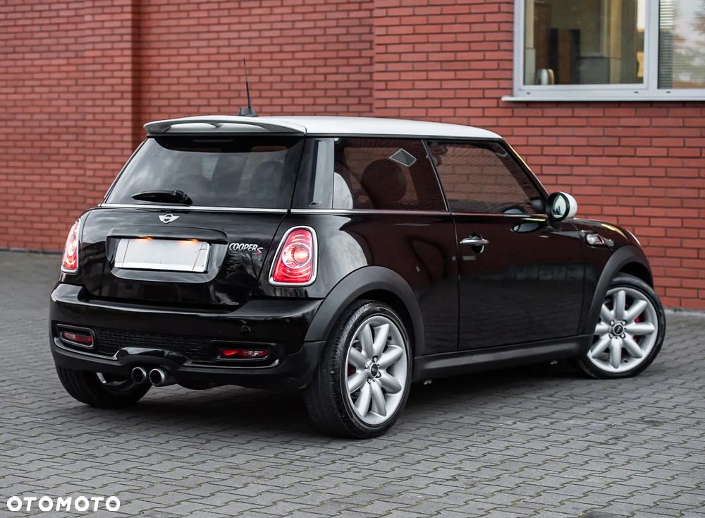 MINI Cooper S Standard - 13