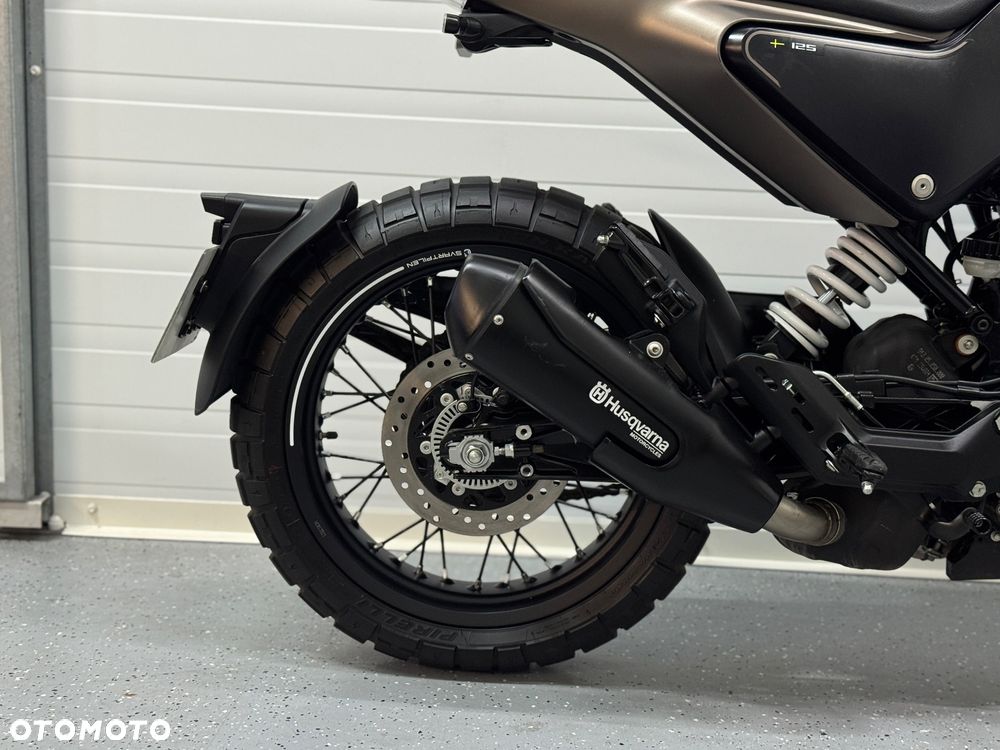 Husqvarna Svartpilen - 6