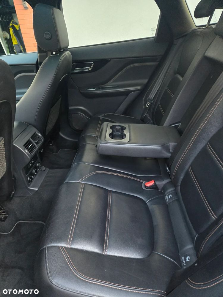 Jaguar F-Pace 20d AWD Prestige - 14