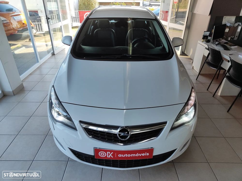 Opel Astra Sports Tourer 1.7 CDTI DPF ecoFLEX S&S Innovation - 4
