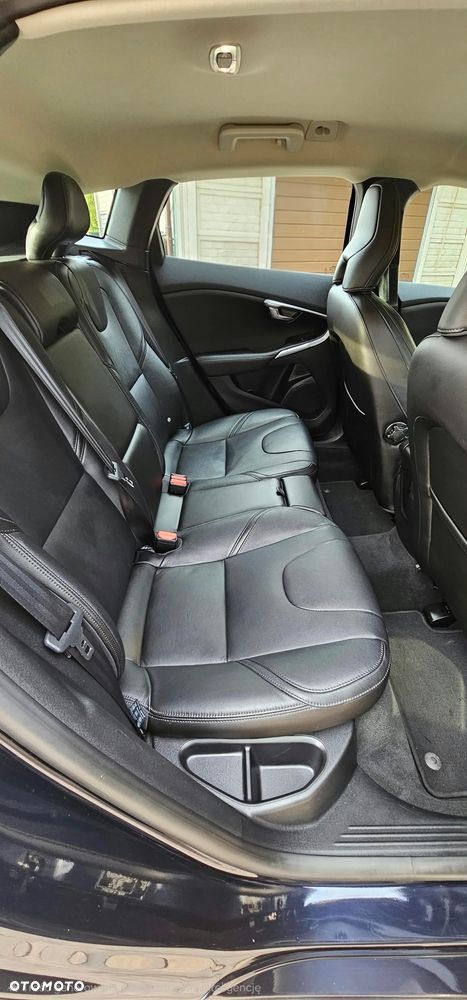 Volvo V40 - 9