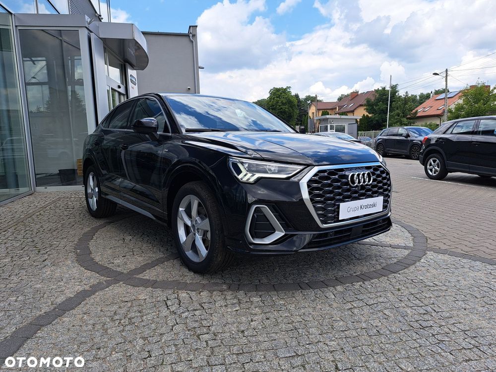 Audi Q3 Sportback - 3