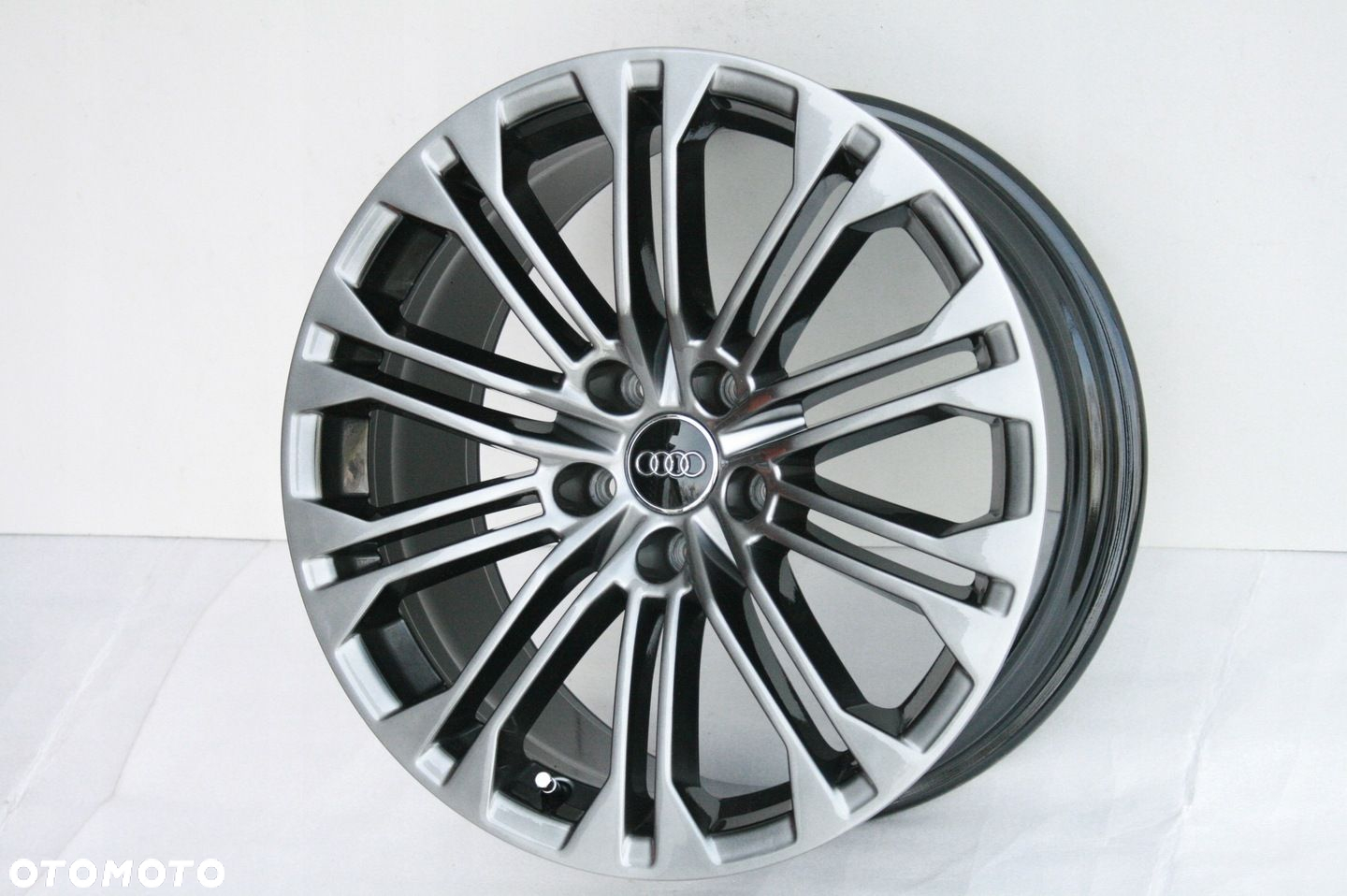 18 ORYGINALNE AUDI S-LINE A5 A4 A6 A7 Q2 Q3 Q5 Q7 tel. 503 325 350 - 2