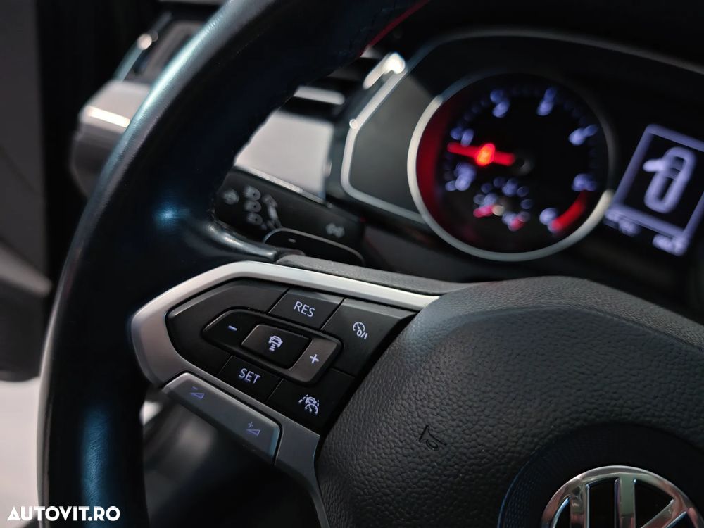 Volkswagen Passat Variant 1.6 TDI (BlueMotion Technology) DSG Comfortline - 19