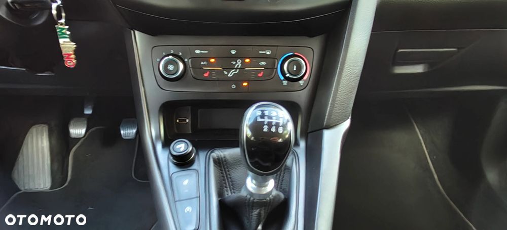 Ford Focus 1.0 EcoBoost Edition - 16