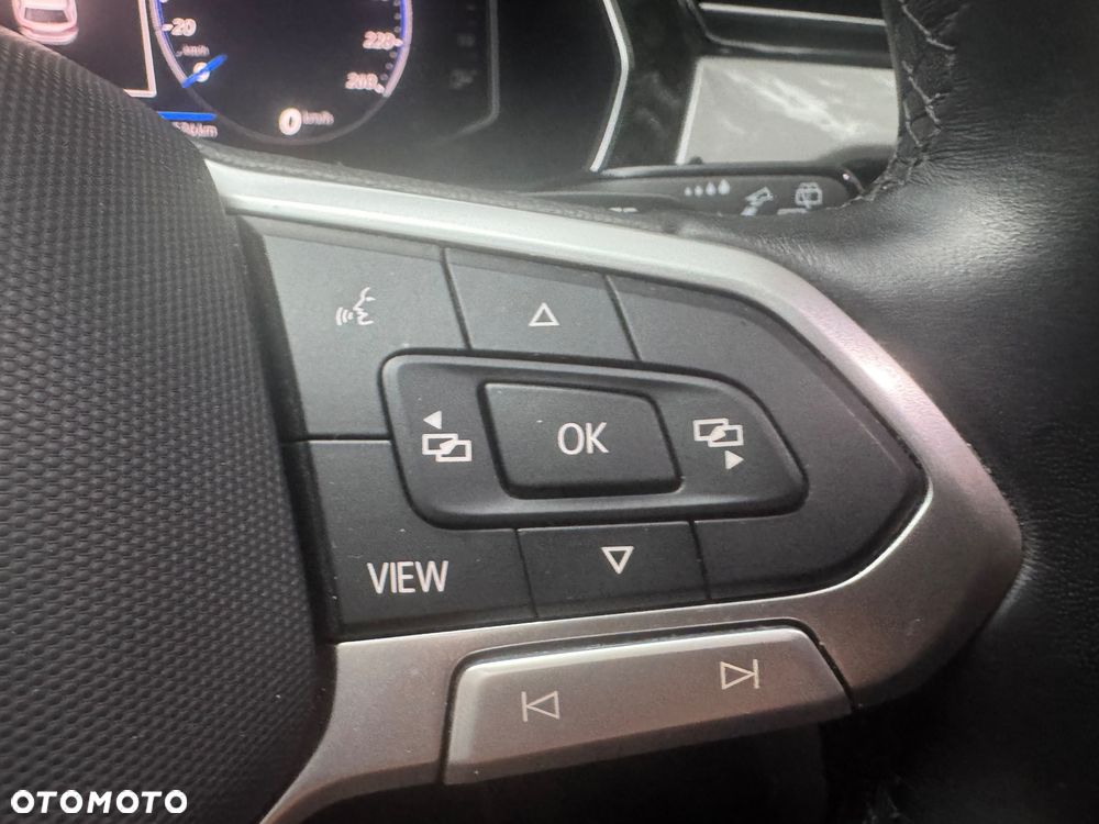 Volkswagen Passat 1.5 TSI EVO Elegance DSG - 20