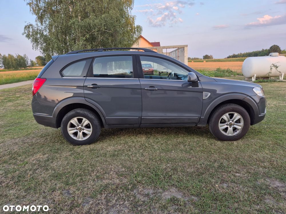 Chevrolet Captiva 2.4 2WD 5 Sitzer LS - 3