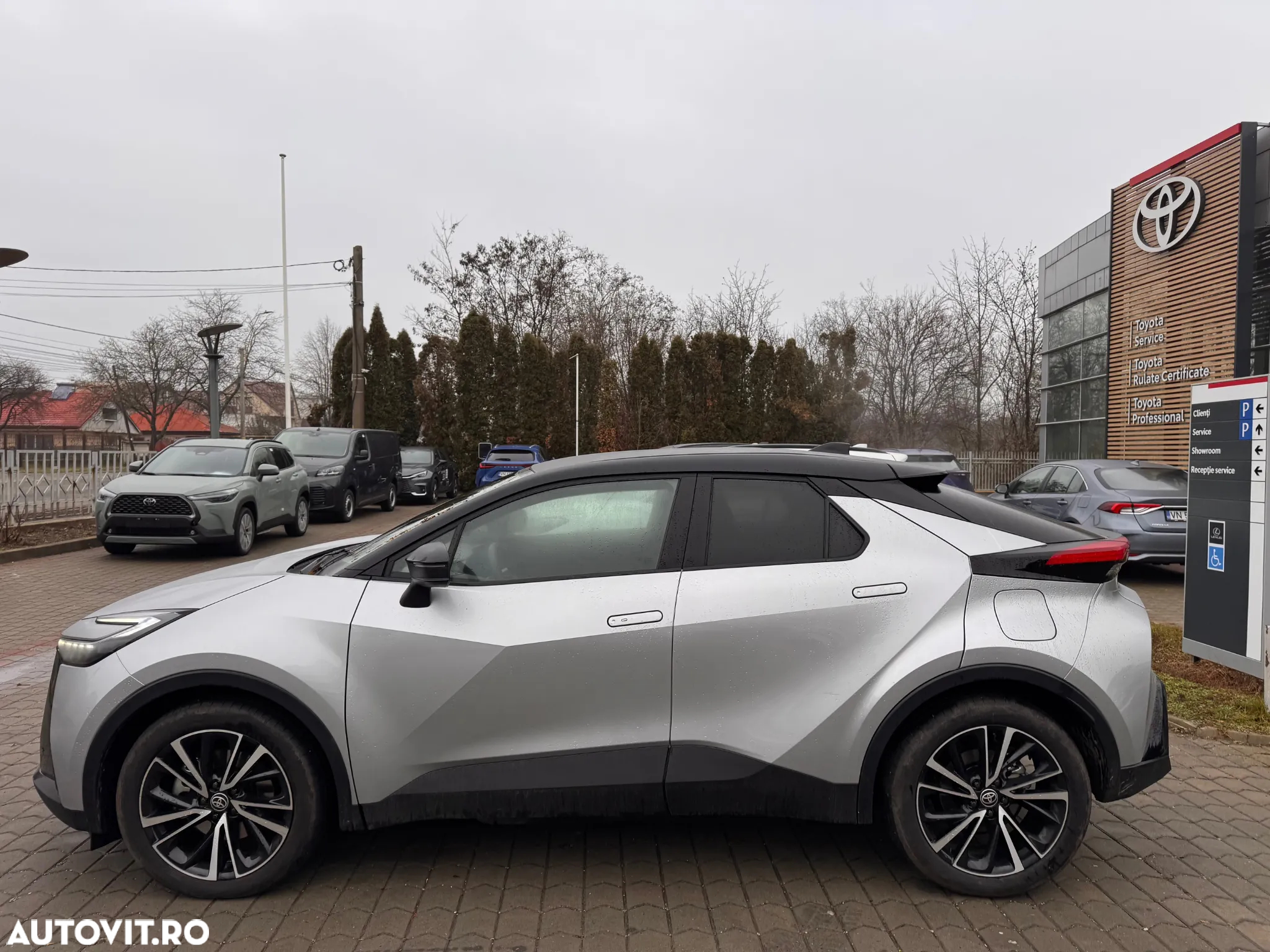 Toyota C-HR - 4