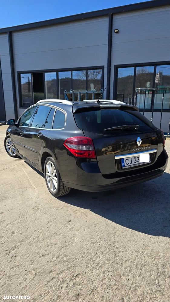 Renault Laguna dCi 110 FAP Bose Edition - 7