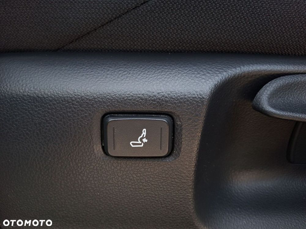 Toyota Corolla Cross 2.0 Hybrid Style - 26