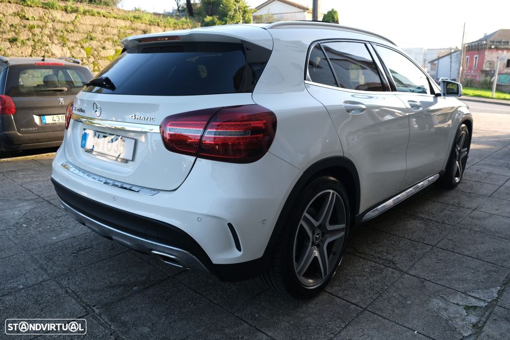 Mercedes-Benz GLA 220 d AMG Line 4-Matic - 40