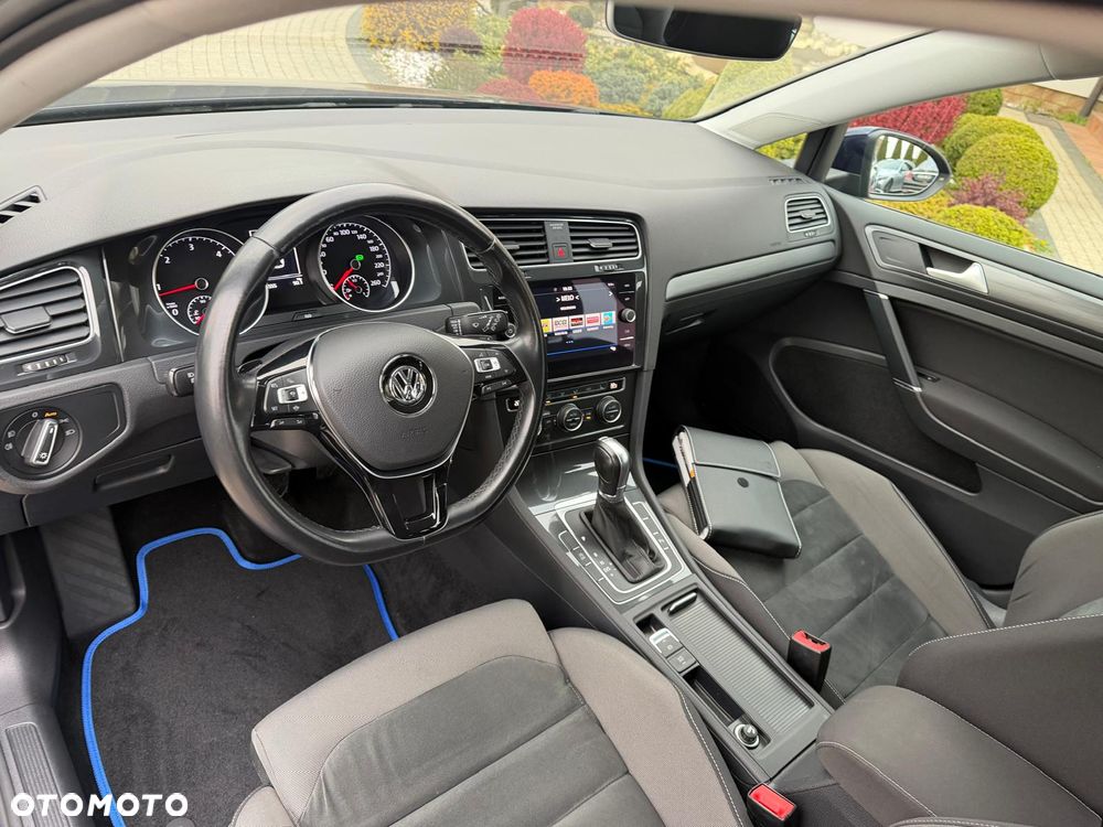 Volkswagen Golf 2.0 TDI SCR 4Motion DSG Highline - 17