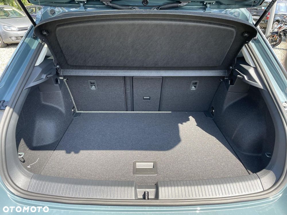 Volkswagen T-Roc - 5
