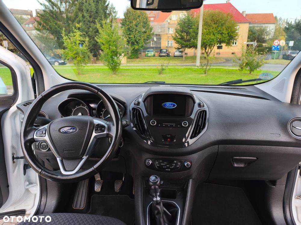 Ford Tourneo Courier - 13